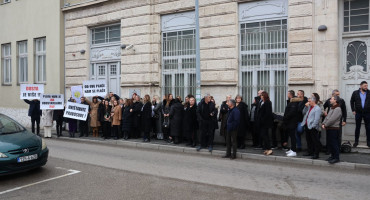 prosvjed sindikata pravosuđa ispred Općinskog suda Mostar