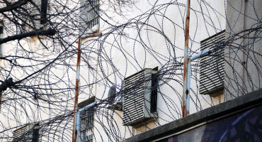 Trojica mladića ostaju u pritvoru zbog napada u Rodoču