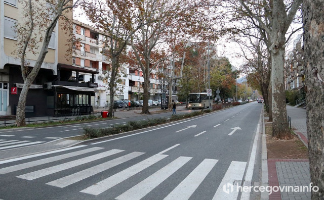 MOSTAR Teško ozlijedio 79-godišnjeg pješaka i pobjegao s mjesta nesreće