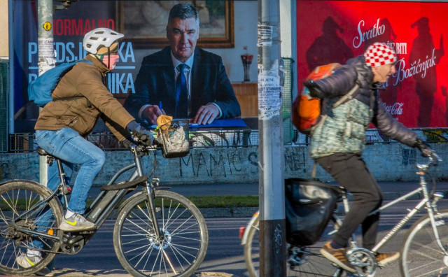 PREDSJEDNIČKI IZBORI U HRVATSKOJ Birači u BiH mogu glasati na sedam lokacija