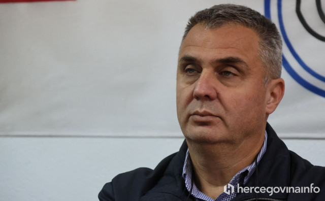 Sindikat obrazovanja HNŽ: 'Nema novca za udžbenike i prava nastavnika, ali ima za put u Istanbul'