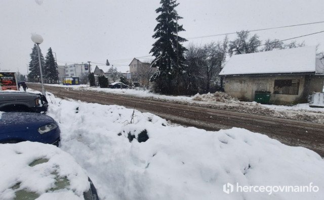 Snijeg pada u istočnoj Hercegovini, temperatura ispod nule