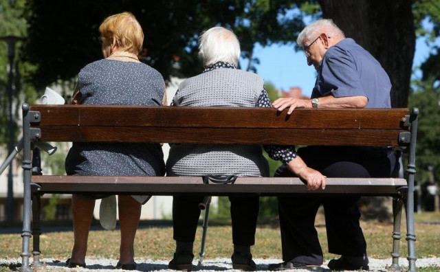 MIROVINE NEDOVOLJNE Više od 9.000 umirovljenika zaposleno u BiH