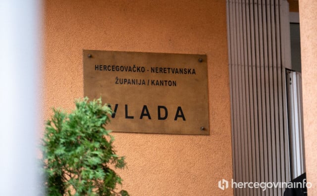 Vlada HNŽ traži vježbenike, evo do kada traju prijave