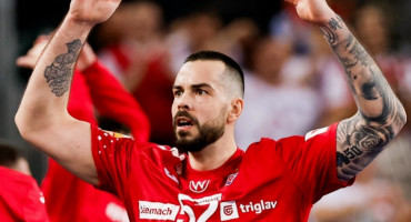 LEON ŠUŠNJA Novi hrvatski 'ministar obrane' rođen je u Širokom Brijegu, Srna mu predao svoju nagradu za igrača utakmice