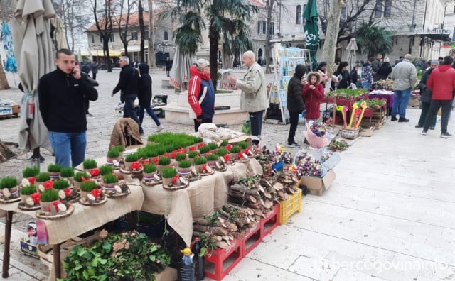 Svečano i tradicionalno, pogledajte kako je Trebinje dočekalo Badnji dan