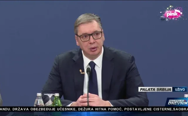 VUČIĆ SE OBRATIO JAVNOSTI Tvrdi sve se događa po 'stranom nalogu', kazao kad bi mogli biti novi izbori