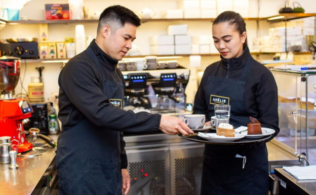 PODUZETNIK S HRVATSKOG OTOKA Držao 30 radnika iz Bangladeša u stanu od 100 kvadrata, a onda je izbio požar...