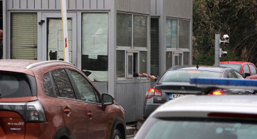 Granični prelaz Doljani