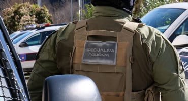 Policija ŽZH specijalci