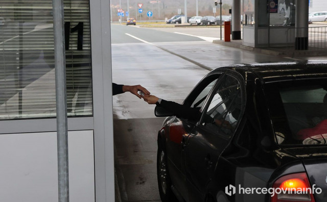 Državljanin BiH među četvorkom optuženom za primanje mita