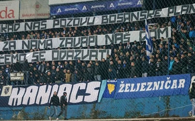 Prepunom Grbavicom se orilo 'gazi, gazi četnike', utakmica nije prekinuta ni nakon tri upozorenja