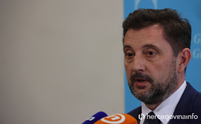 Nervozni gradonačelnik uputio kritiku portalu iz Mostara: 'Što vam je? Netko čita ove vaše tekstove'