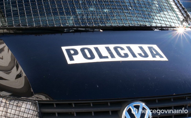 Dvije policijske akcije u 90 minuta u Ljubuškom, zaplijenjena marihuana i privedene dvije osobe