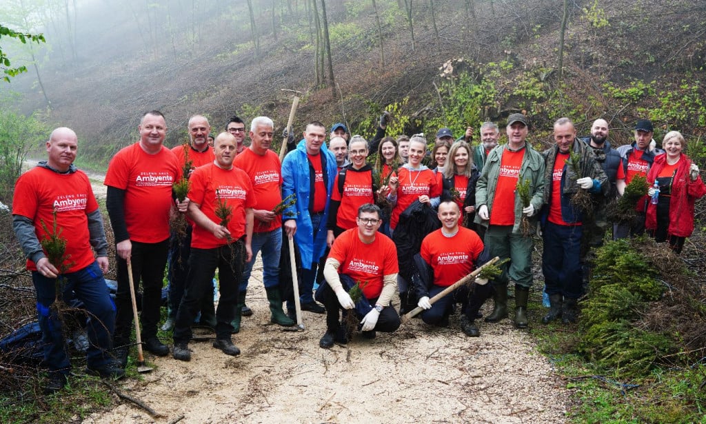 FIS proveo akciju pošumljavanja 'Zeleno srce Ambyente'