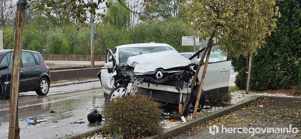 Prometna nesreća Široki Brijeg Trn, automobil i teretno vozilo