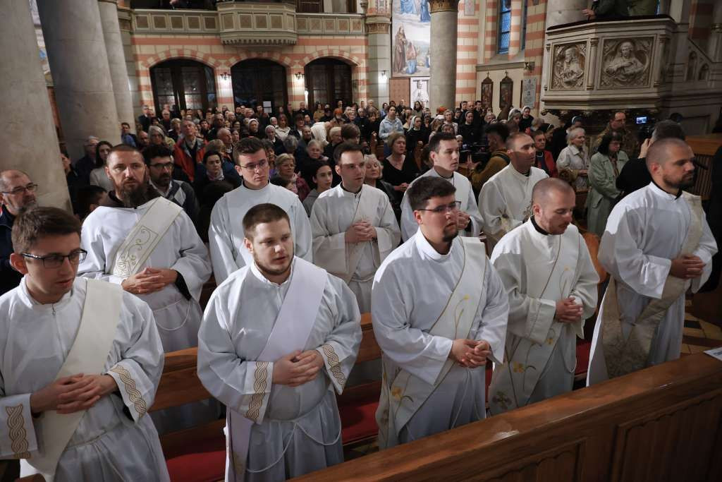Sveta misa zadušnica za papu Franju u Sarajevu
