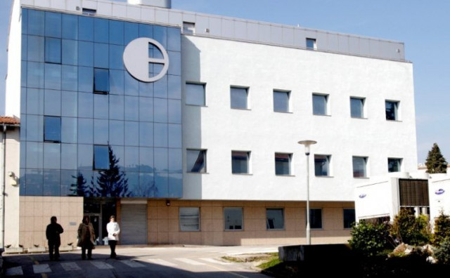 OPTUŽENA NOTARKA Skupština održana neformalno u kafani, ona lažirala zapisnik kao da je održana u sjedištu firme