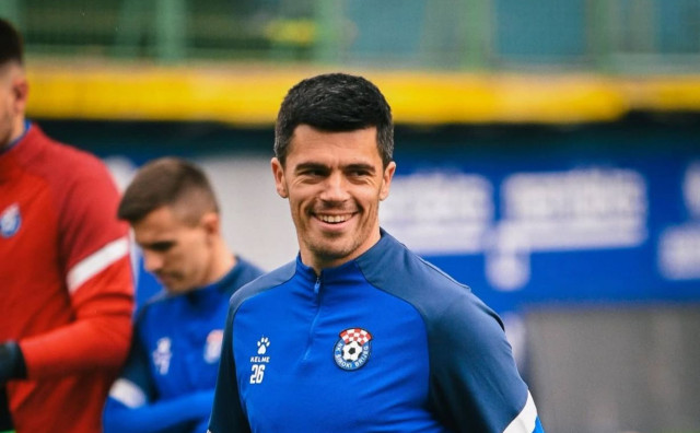 SLAGANJE MOMČADI NA PECARI Božo Musa ostaje vjeran plavom dresu