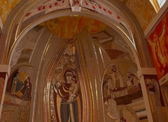 MOSTARSKA GLUMICA 'Lijepo je bilo dočekati Uskrs u crkvi u kojoj sam davno krštena'