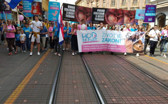 IZABERI ŽIVOT Zagreb i 16 gradova u Hrvatskoj hodaju za nerođene