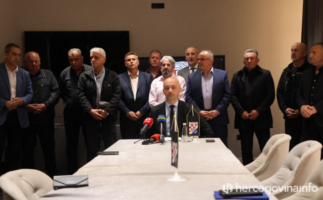 HSP BiH: Prebaciti 100.000 radnika iz javnog u realni sektor
