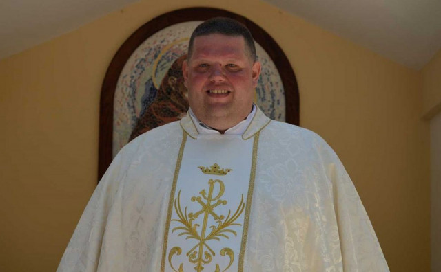 'LICEMJERI' Župnik iz Imotskog prozvao HNS zbog utakmica tijekom Velikog tjedna
