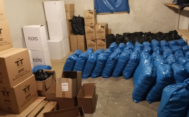 AKCIJA 'MARKET 2' Oduzet duhan i kutije cigareta u vrijednosti većoj od 300.000 KM
