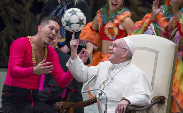 PAPIN SMISAO ZA HUMOR Mnogi ga pamte kao veselog, vic o mađarskom jeziku mnoge je nasmijao