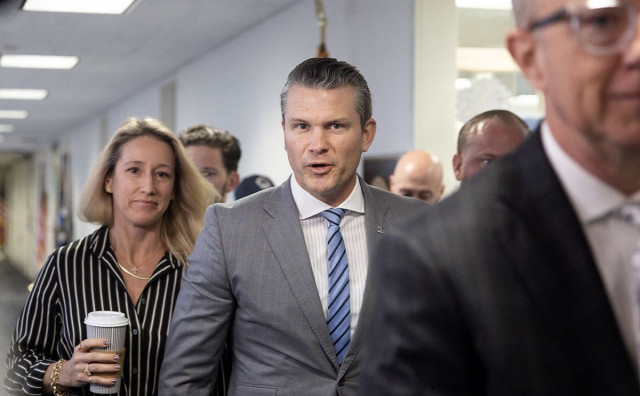 NOVI PROBLEMI ZA TRUMPA Ministar obrane povjerljive informacije o ratnim planovima dijelio sa ženom i bratom