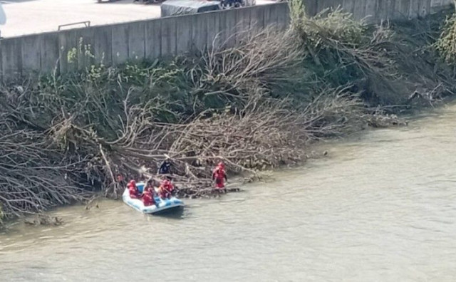 NAKON TRI TJEDNA Pronađeno tijelo muškarca u rijeci Jali, za jednom osobom se još traga