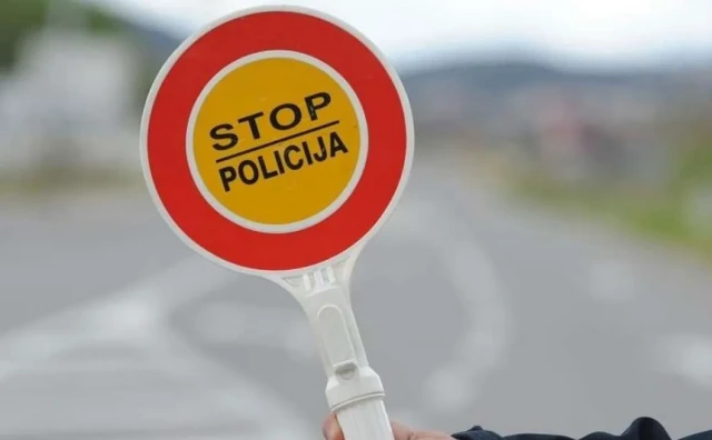 Filmska scena u ZDK: Vozači pobjegli kontroli kod Doboj Juga, policajac pucao na vozilo