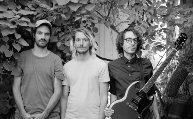 MUZIČKI CENTAR PAVAROTTI Jazz trio The Hawks Triad nastupa u Mostaru