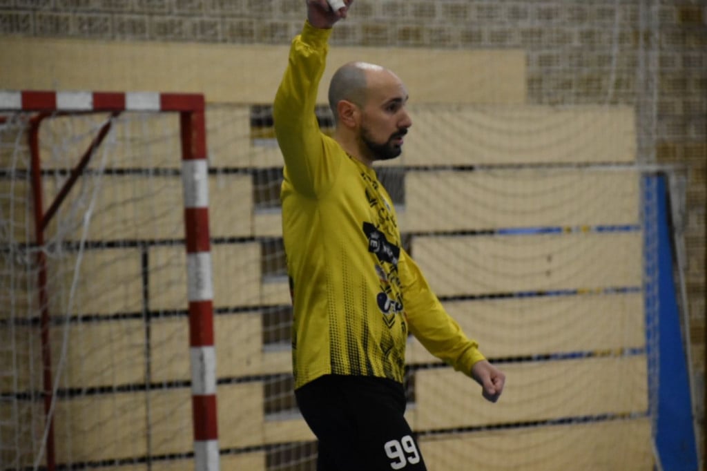 Miloš Knežević novi golman Izviđača