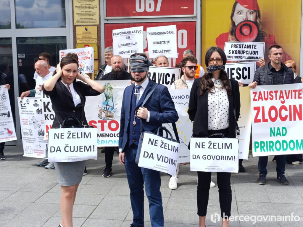 Prosvjedna šetnja ispred OHR-a u Sarajevu