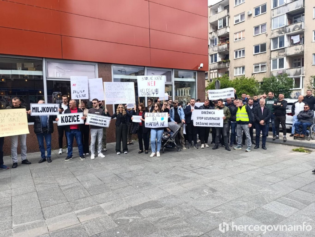 Prosvjedna šetnja ispred OHR-a u Sarajevu