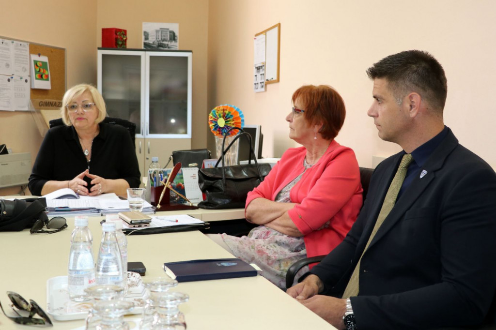 Vlasti obišle Gimnaziju Mostar