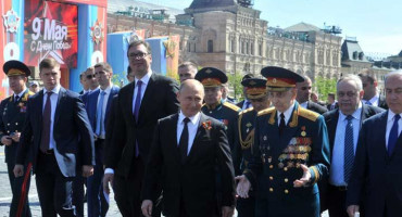 Aleksandar Vučić na paradi u Moskvi 