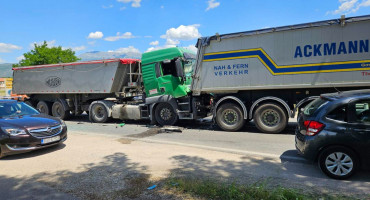 Sudar kamiona kod Bune, promet se odvija usporeno