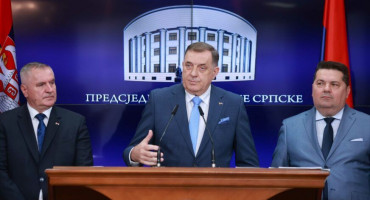 Dodik, Stevandić, Višković