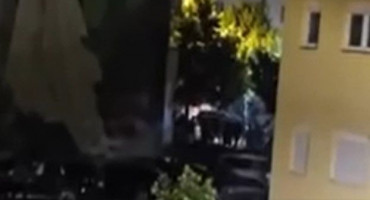 Ultrasi pjevali himnu HVO-a u Šantićevoj ulici u Mostaru