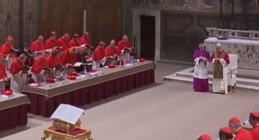 Vatikan objavio dirljivu gestu zahvalnosti novog pape, prvi put pokazali snimku iza zatvorenih vrata