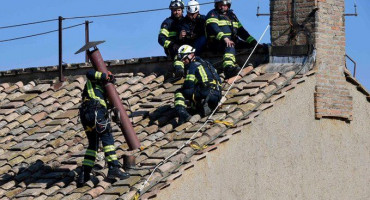 KARDINAL CHAVEZ ‘Konklava će biti vrlo kratka. Znamo kakav nam papa treba‘