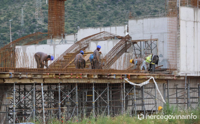 Sve više stranih radnika ostaje u BiH, sve češće dovode i obitelji