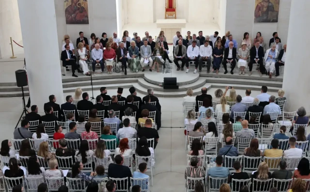 MOSTAR Dodijeljena 161 stipendija 'Vladimir Ćorović' učenicima i studentima iz Hercegovine