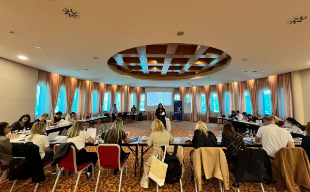 Stručnjaci iz FBiH osposobljeni za bolju zaštitu djece u sustavu hraniteljstva