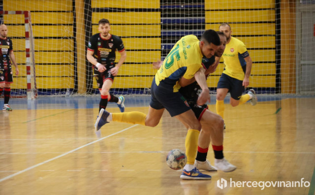 Ivan Peko novo pojačanje HFC Zrinjski