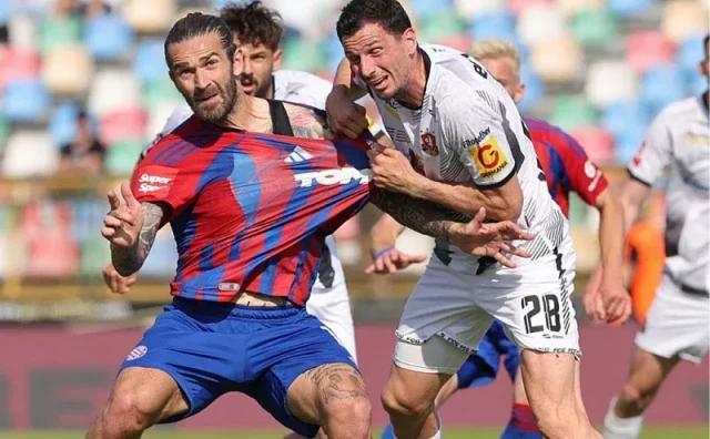 Hajduk se i teoretski oprostio od titule