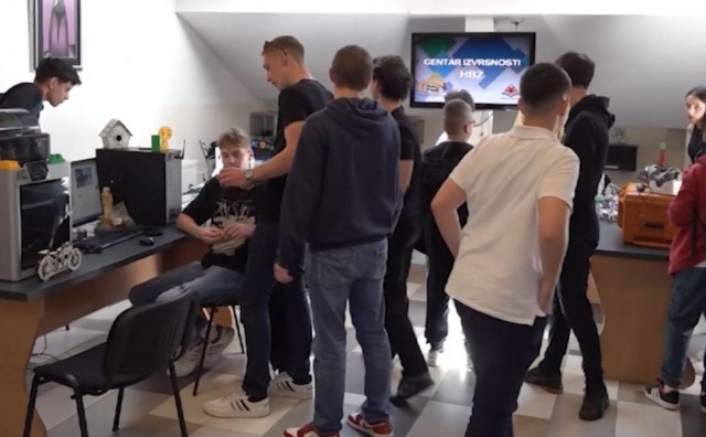 TKO KAŽE DA JE MATEMATIKA DOSADNA? Pogledajte projekte učenika iz Livna i Tomislavgrada