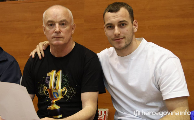 ZOVAK 'Izviđač će dvojica igrača napustiti samo uz rekordne odštete, a uspjeh je što klub nema niti marke duga'